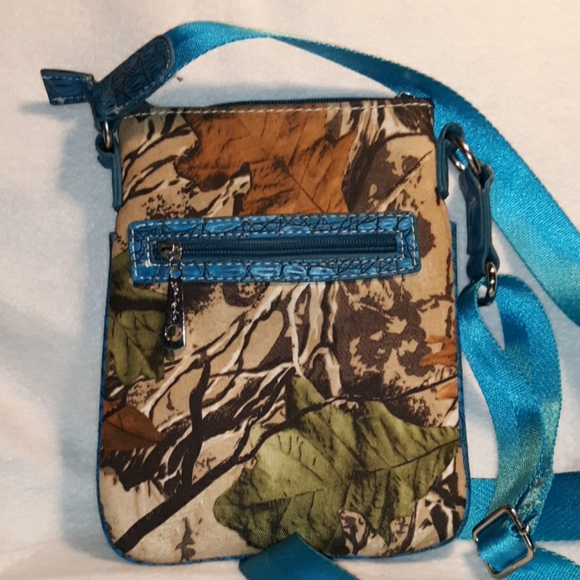 YESIR CROSSBODY BAG - Picture 2 of 13